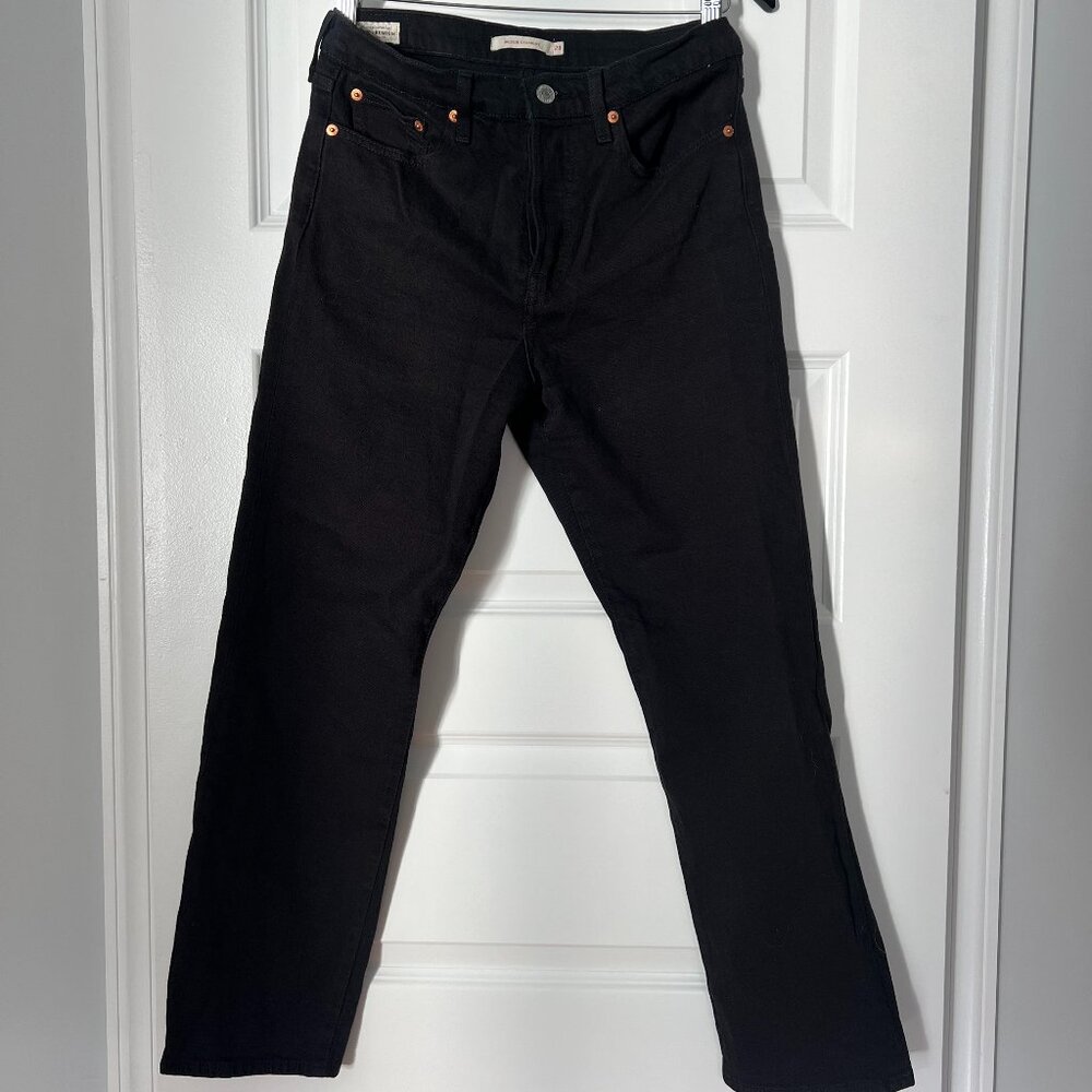Levi's Wedgie Straight Fit Women's Jeans in Black Size 28
